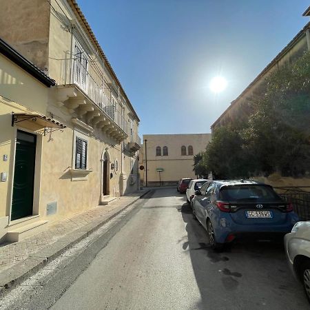 Casa Crispi Hotel Ното Екстериор снимка