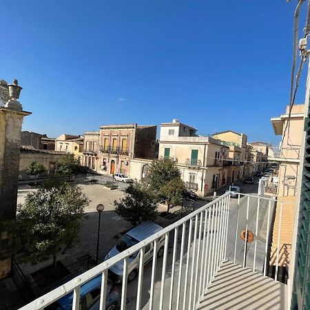 Casa Crispi Hotel Ното Екстериор снимка