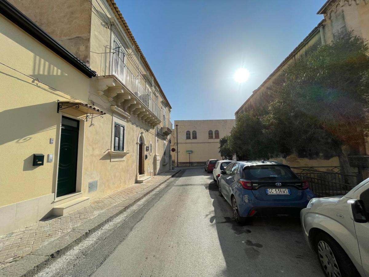 Casa Crispi Hotel Ното Екстериор снимка
