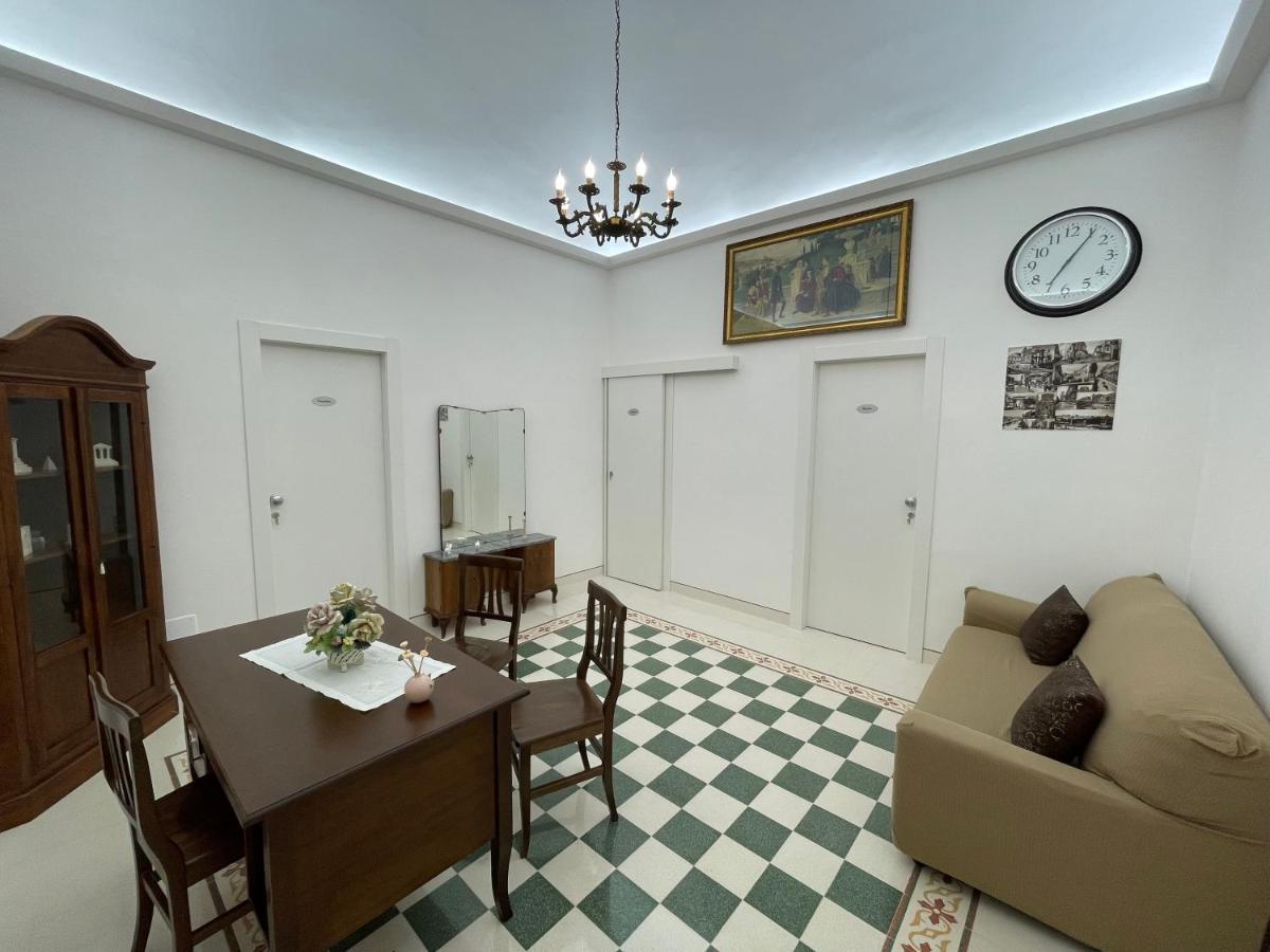 Casa Crispi Hotel Ното Екстериор снимка