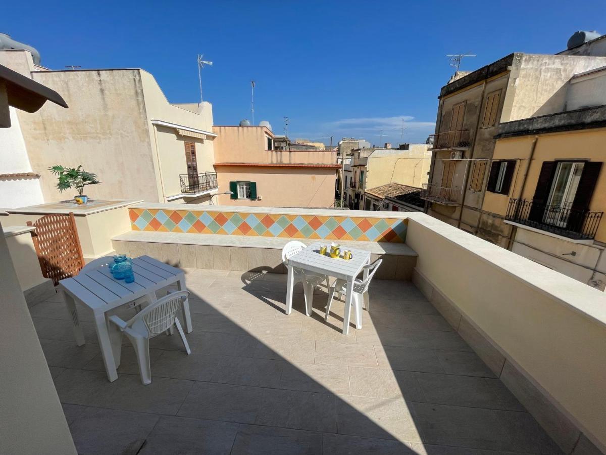 Casa Crispi Hotel Ното Екстериор снимка