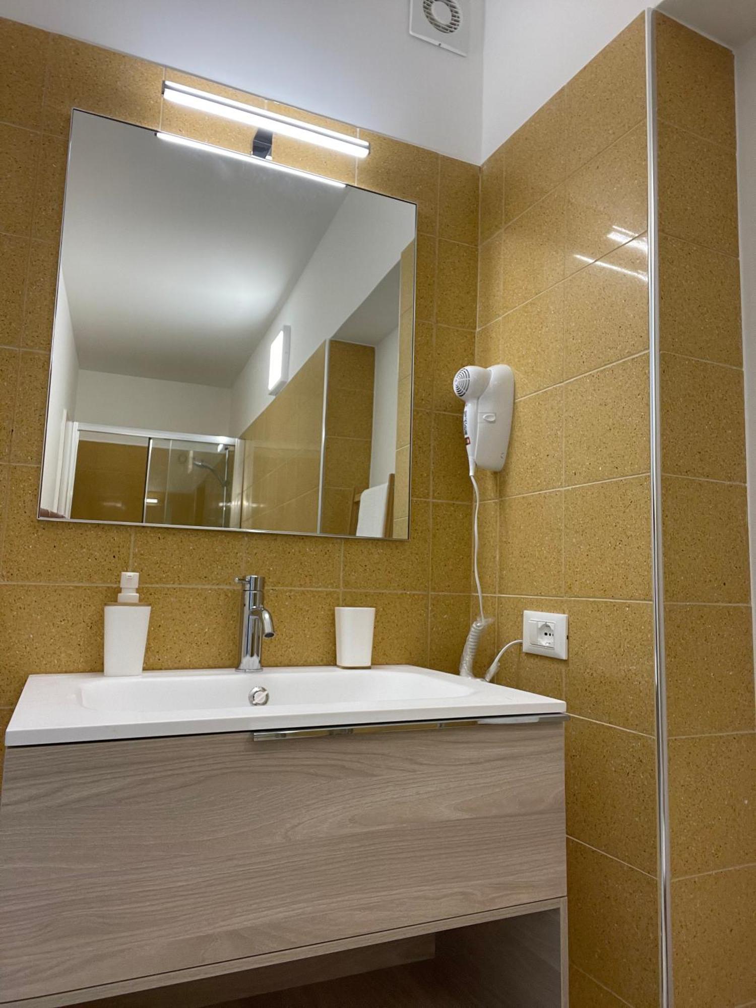 Casa Crispi Hotel Ното Екстериор снимка
